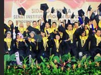 Executive College Program Nomor 9